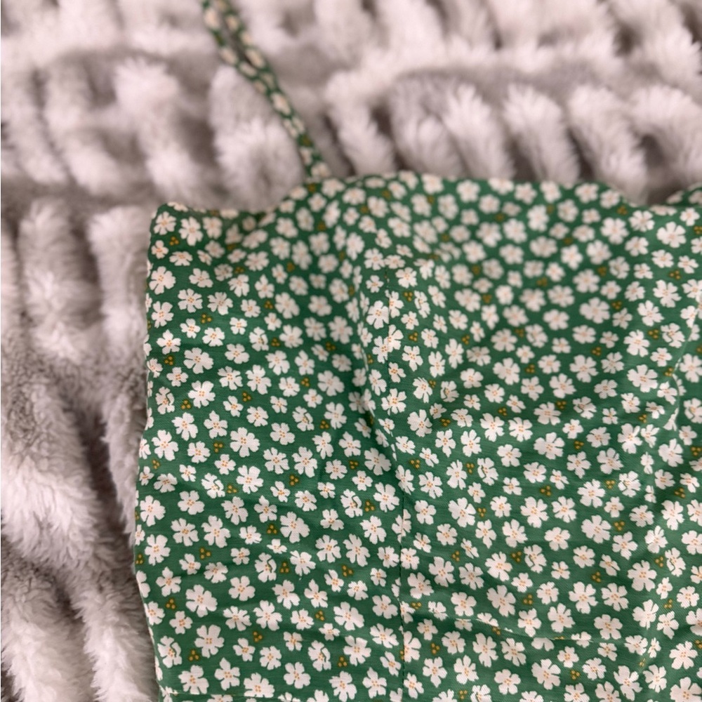 Reformation Green Mini Dress with White Daisy Print - Picture 4 of 12